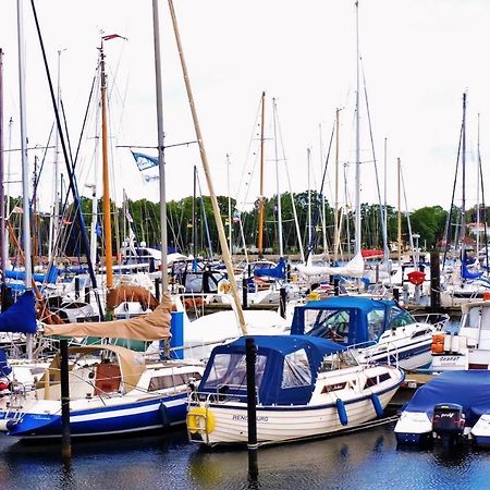 Zwergtaucher Eckernförde Exterior foto